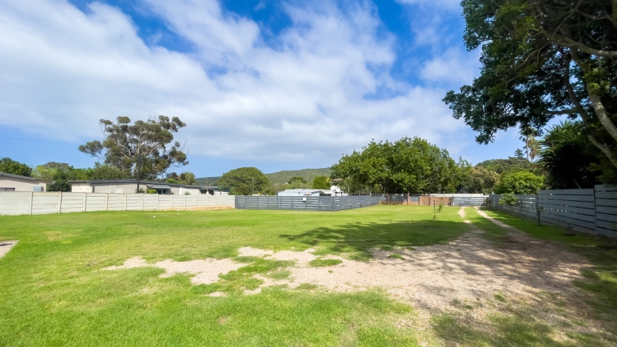 6 Bedroom Property for Sale in Riverside Western Cape